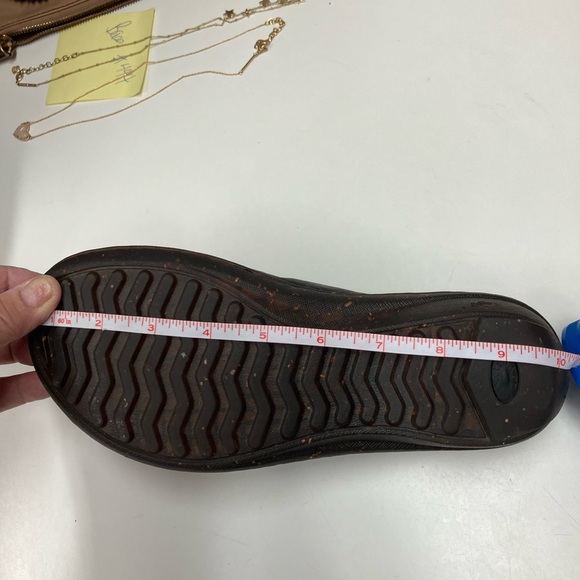 UGG Black Leather Bettey mules with Cream Trim - Picture 6 of 7